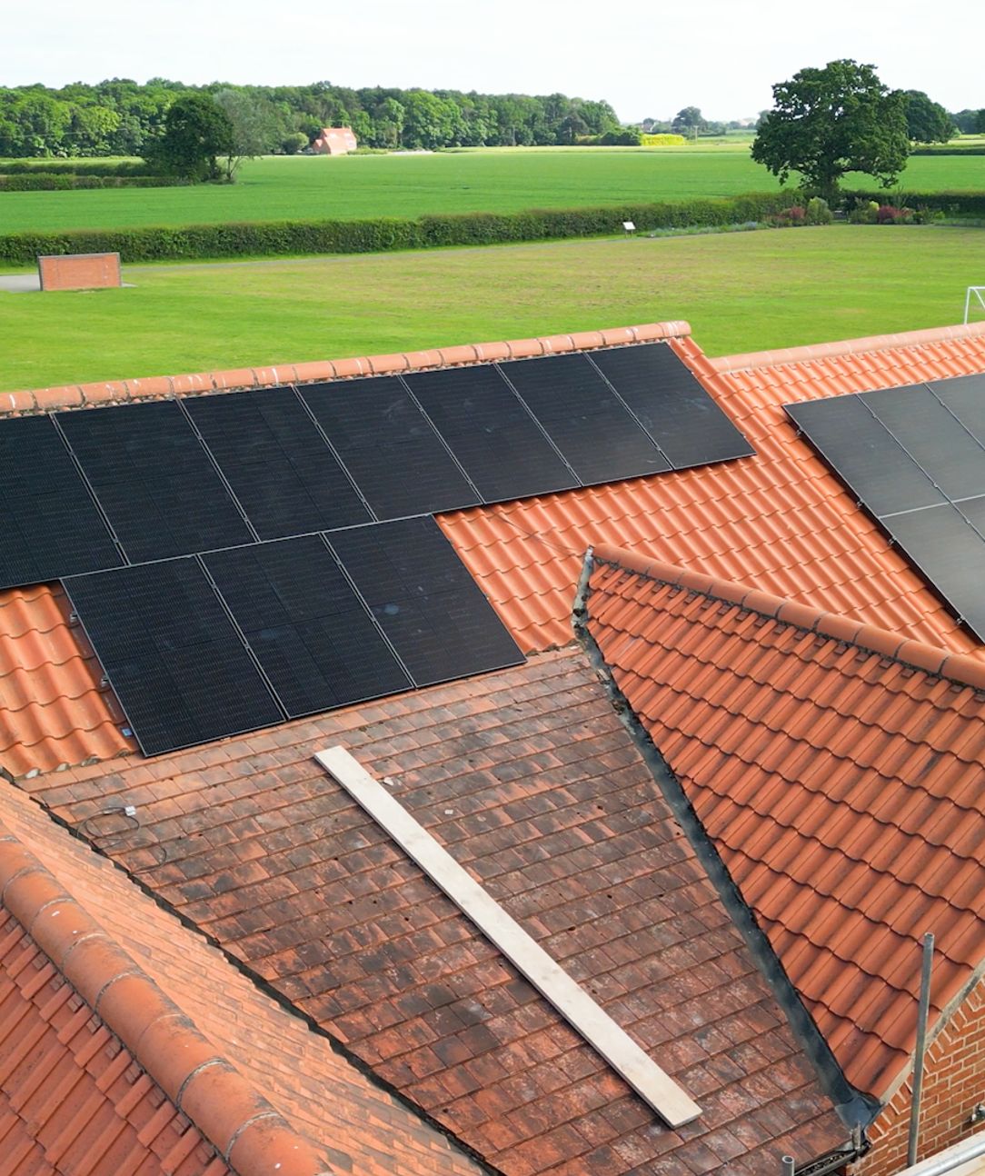 solar panels ontop of building